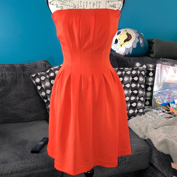 New York & Company Dresses & Skirts - NY&CO Strapless Mini Dress, Small